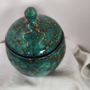 Boîte en Céramique Bleue en Forme de Boule avec Éclats Dorés