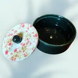 Boîte émaillée de Noël